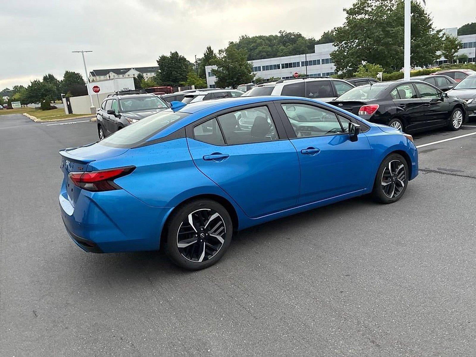 2024 Nissan Versa SR CVT