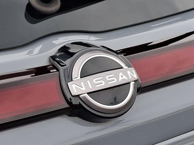 2023 Nissan Kicks SR FWD