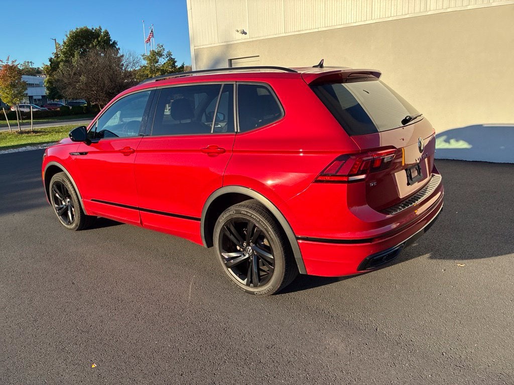 2024 Volkswagen Tiguan 2.0T SE R-Line Black