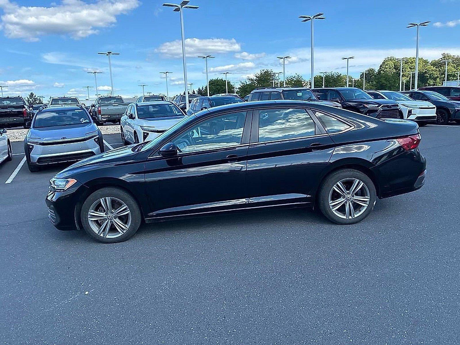 2024 Volkswagen Jetta SE Auto