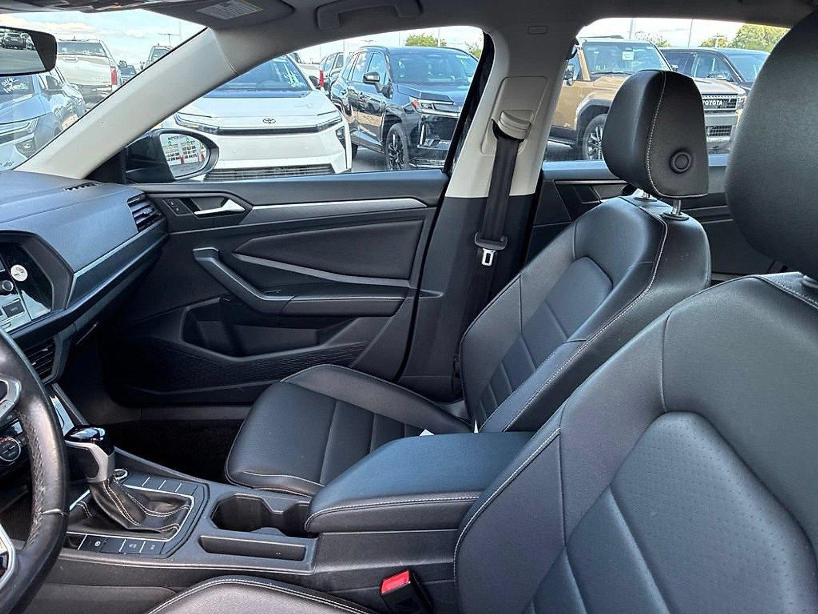 2024 Volkswagen Jetta SE Auto