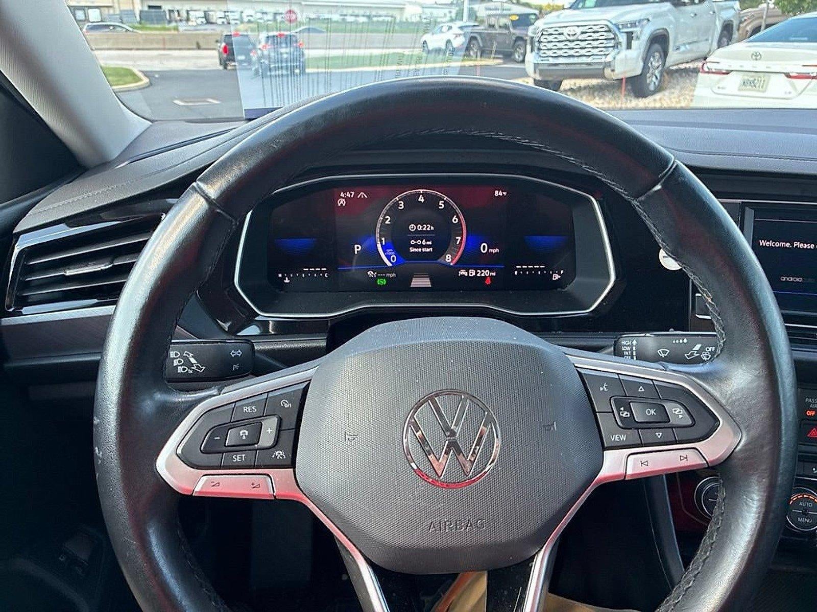 2024 Volkswagen Jetta SE Auto