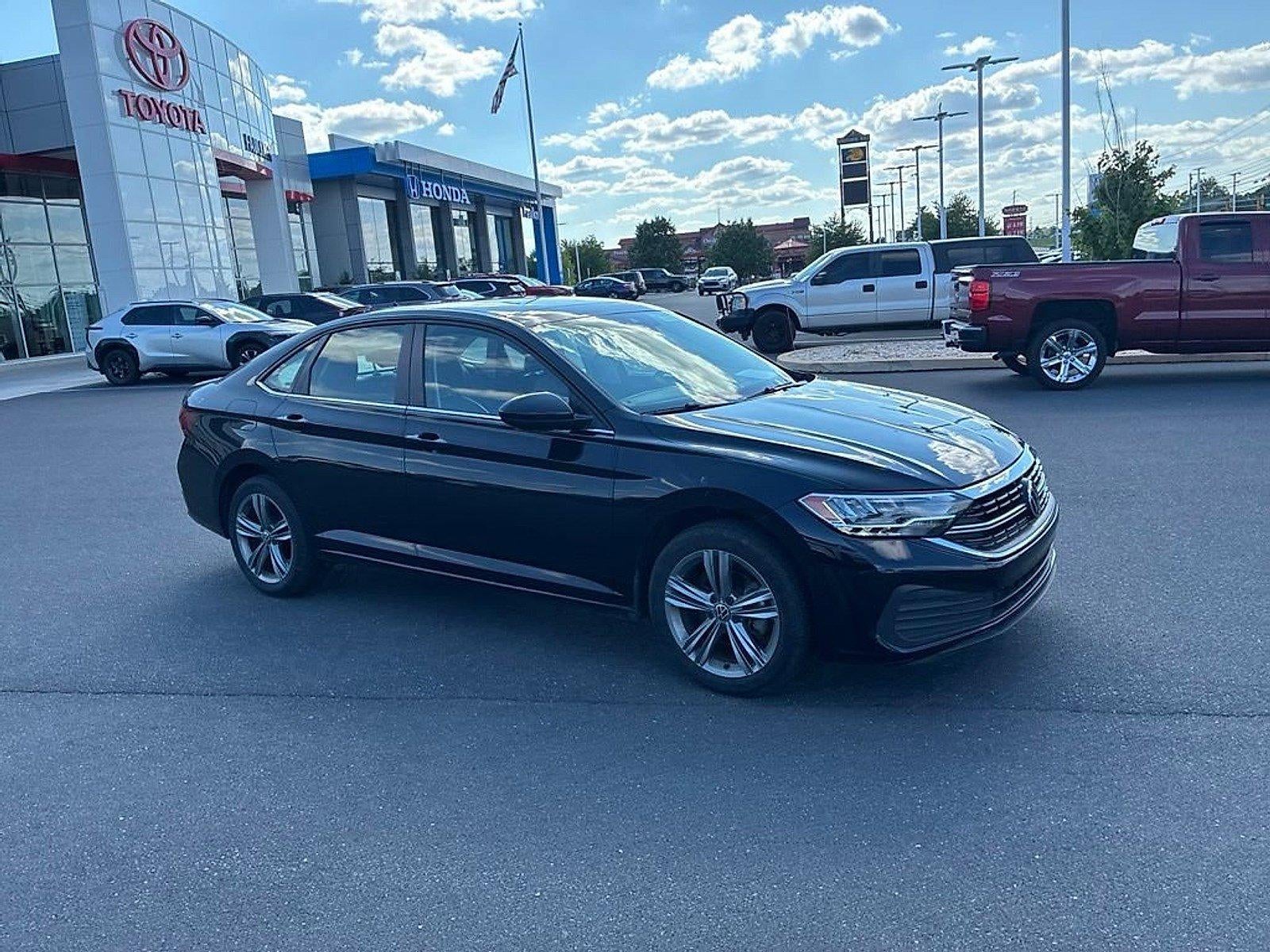 2024 Volkswagen Jetta SE Auto