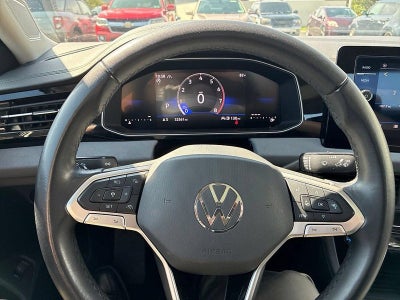 2025 Volkswagen Jetta SE Auto