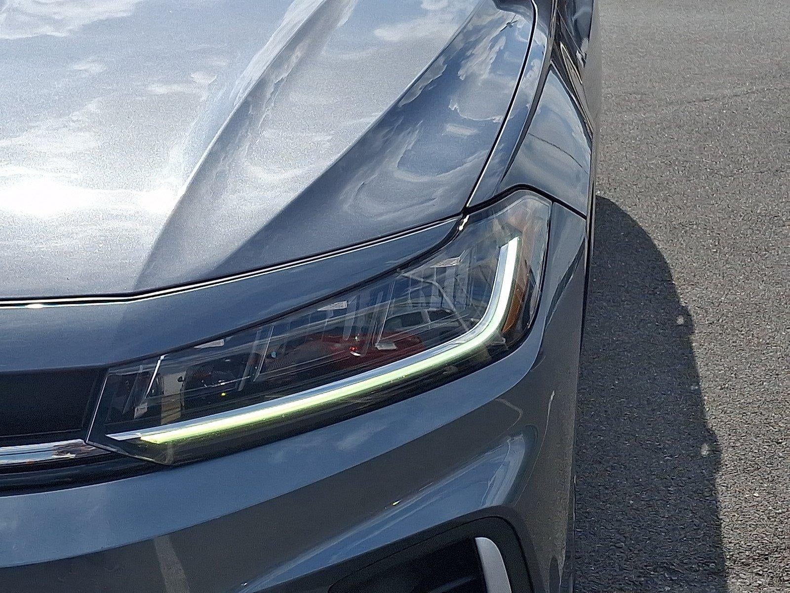 2025 Volkswagen Jetta SE Auto