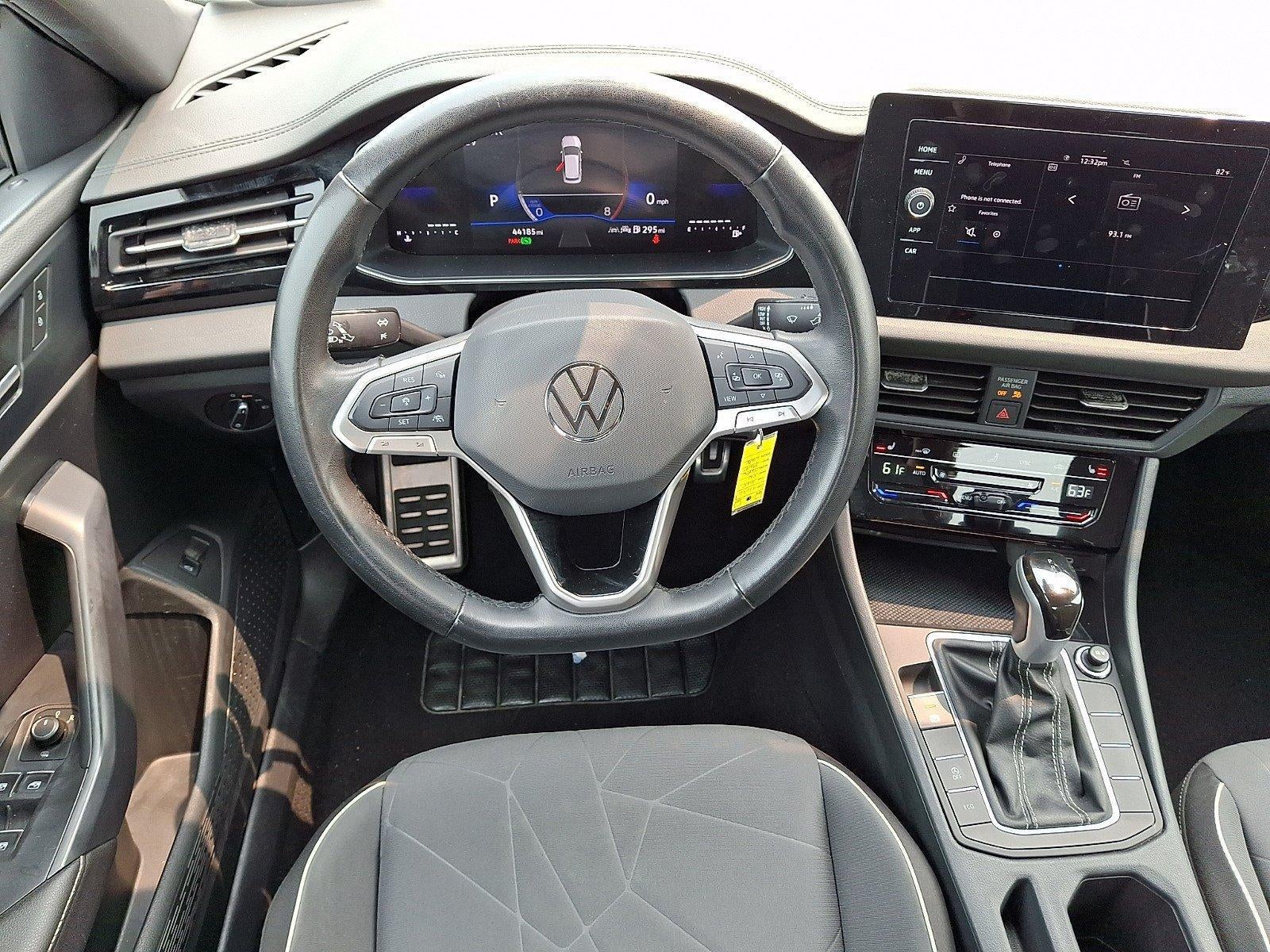 2025 Volkswagen Jetta Sport Auto