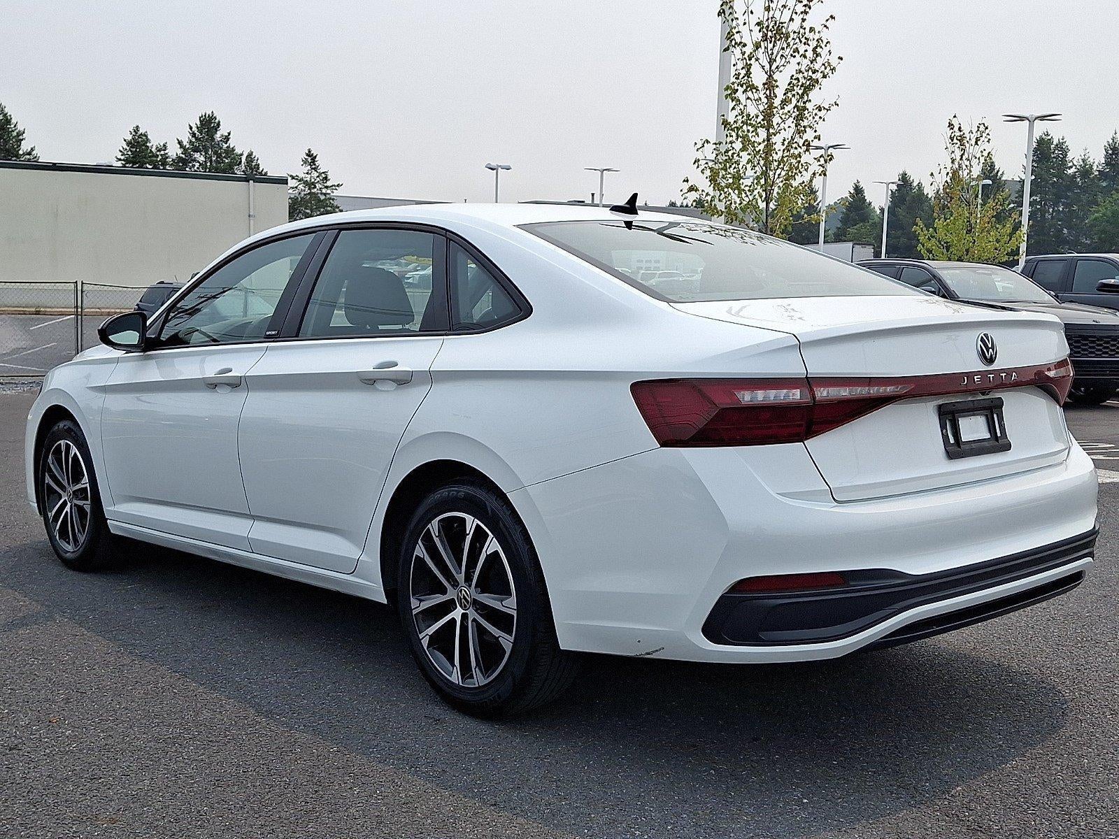 2025 Volkswagen Jetta Sport Auto