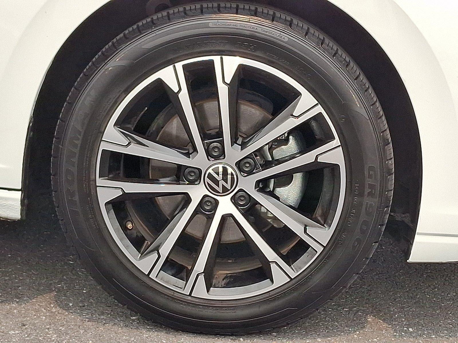 2025 Volkswagen Jetta Sport Auto