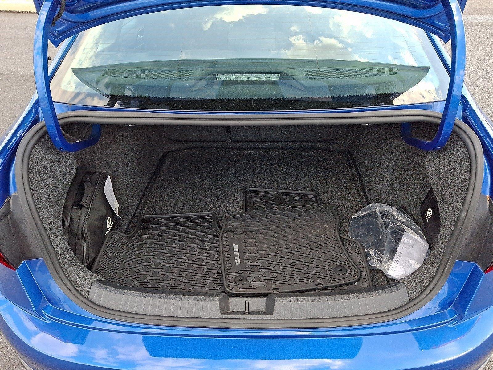 2022 Volkswagen Jetta S Auto