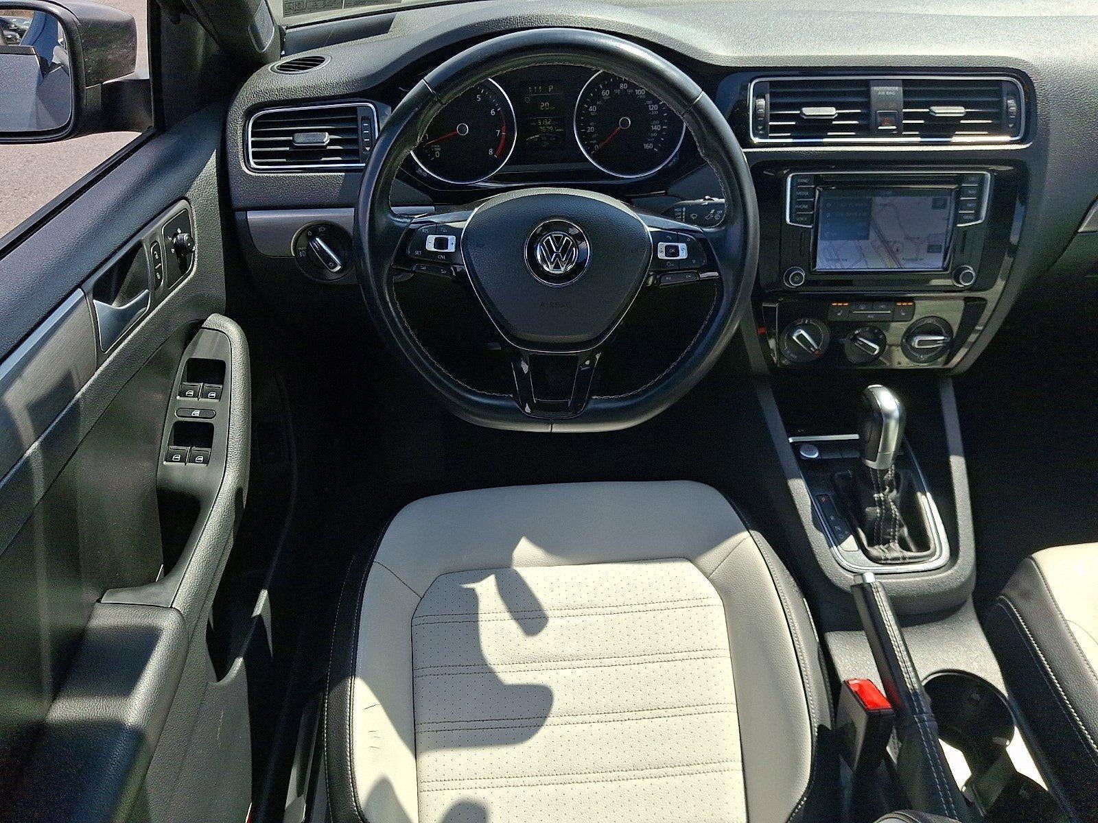 2016 Volkswagen Jetta 4dr Auto 1.8T Sport PZEV Sedan