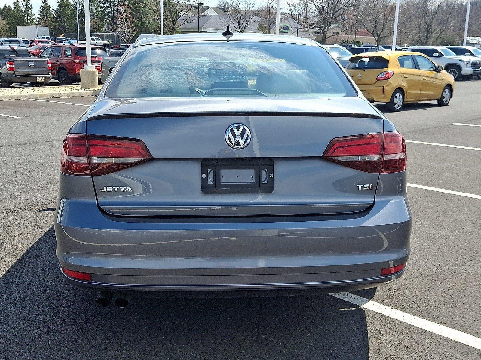 2016 Volkswagen Jetta 4dr Auto 1.8T Sport PZEV Sedan