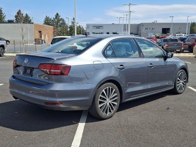 2016 Volkswagen Jetta 4dr Auto 1.8T Sport PZEV Sedan