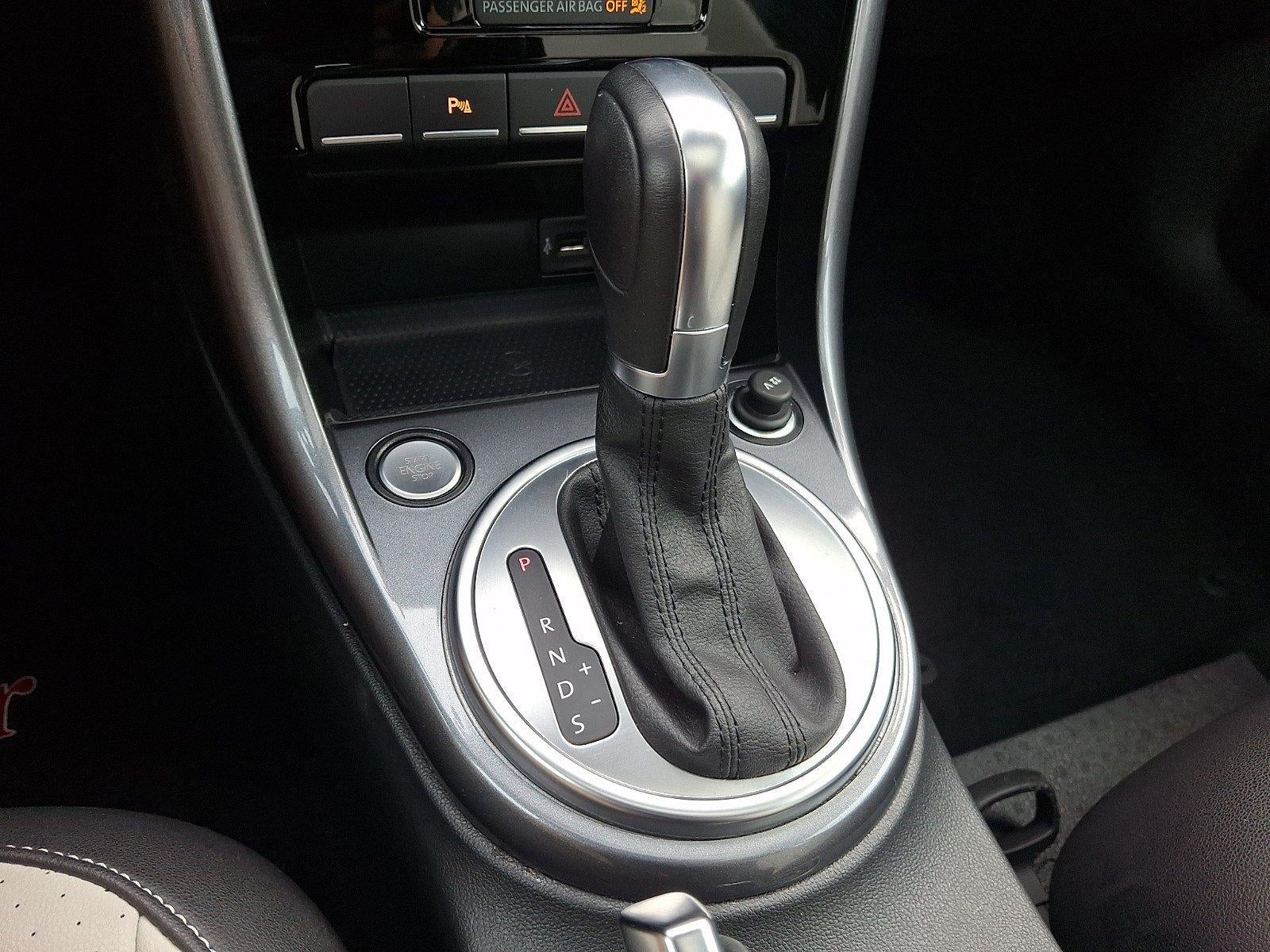2019 Volkswagen Beetle SE Auto