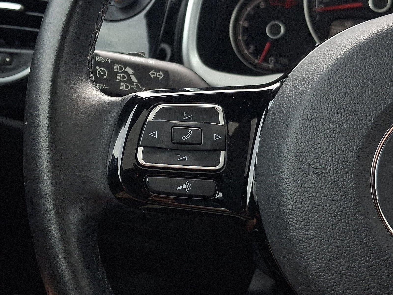 2019 Volkswagen Beetle SE Auto