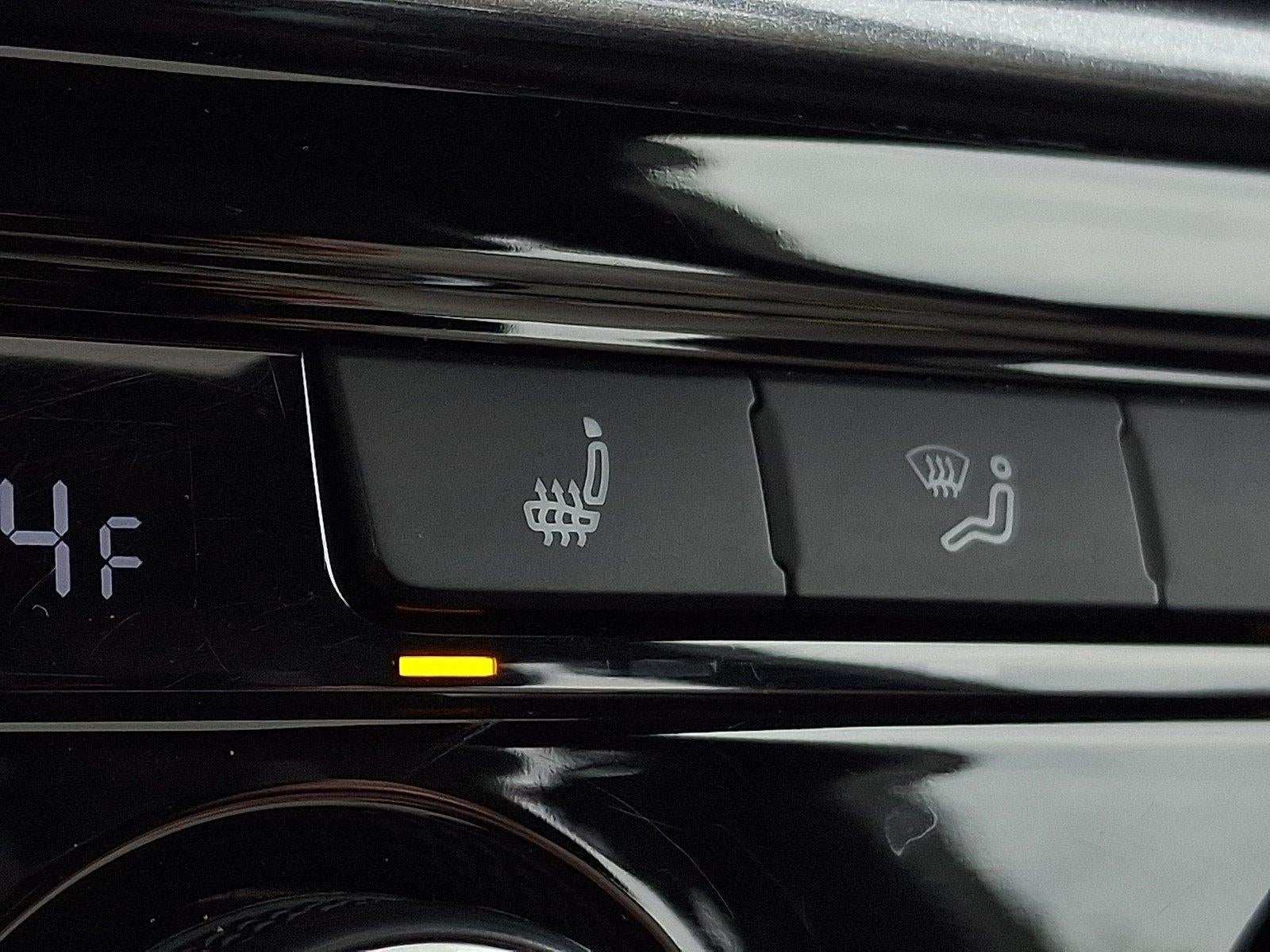 2019 Volkswagen Beetle SE Auto
