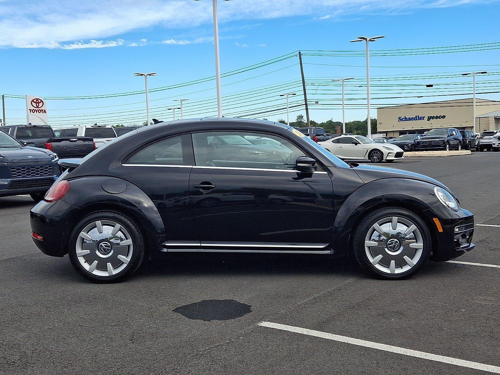 2019 Volkswagen Beetle SE Auto