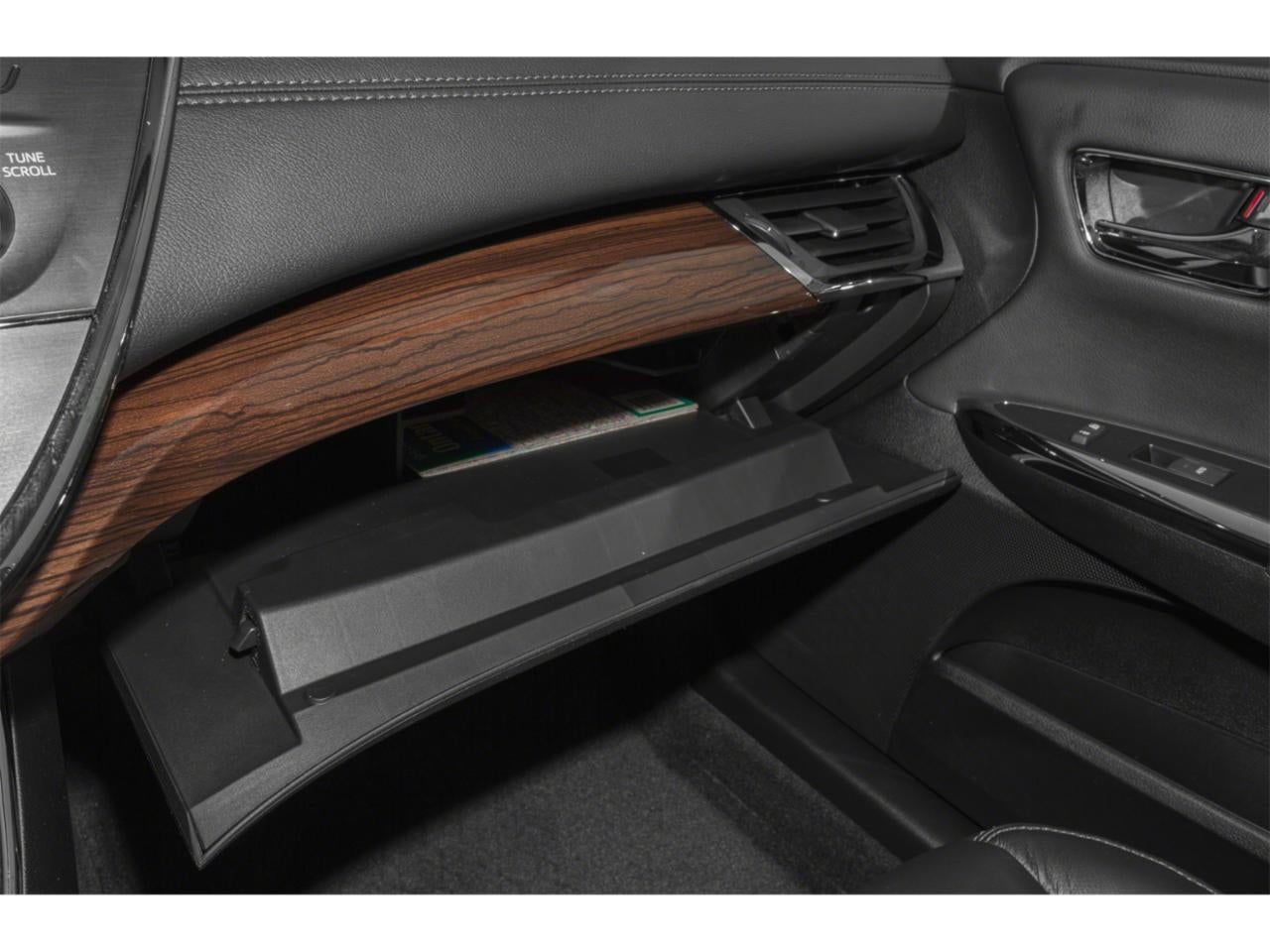 2015 Toyota Avalon 4dr Sdn XLE (SE)