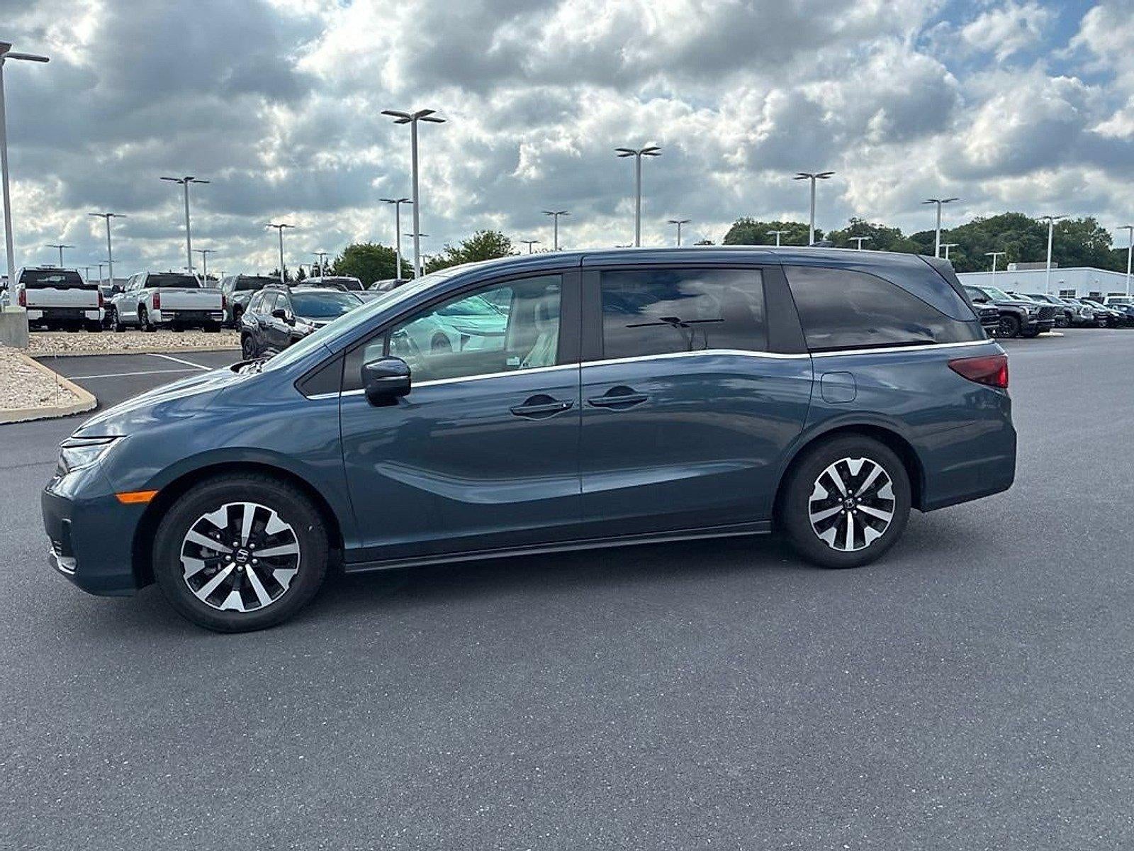 2025 Honda Odyssey EX-L Auto