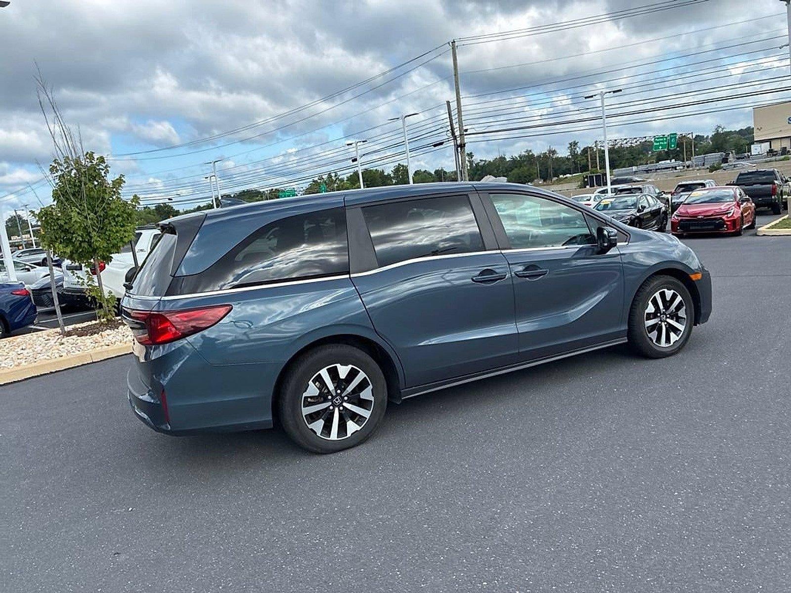 2025 Honda Odyssey EX-L Auto