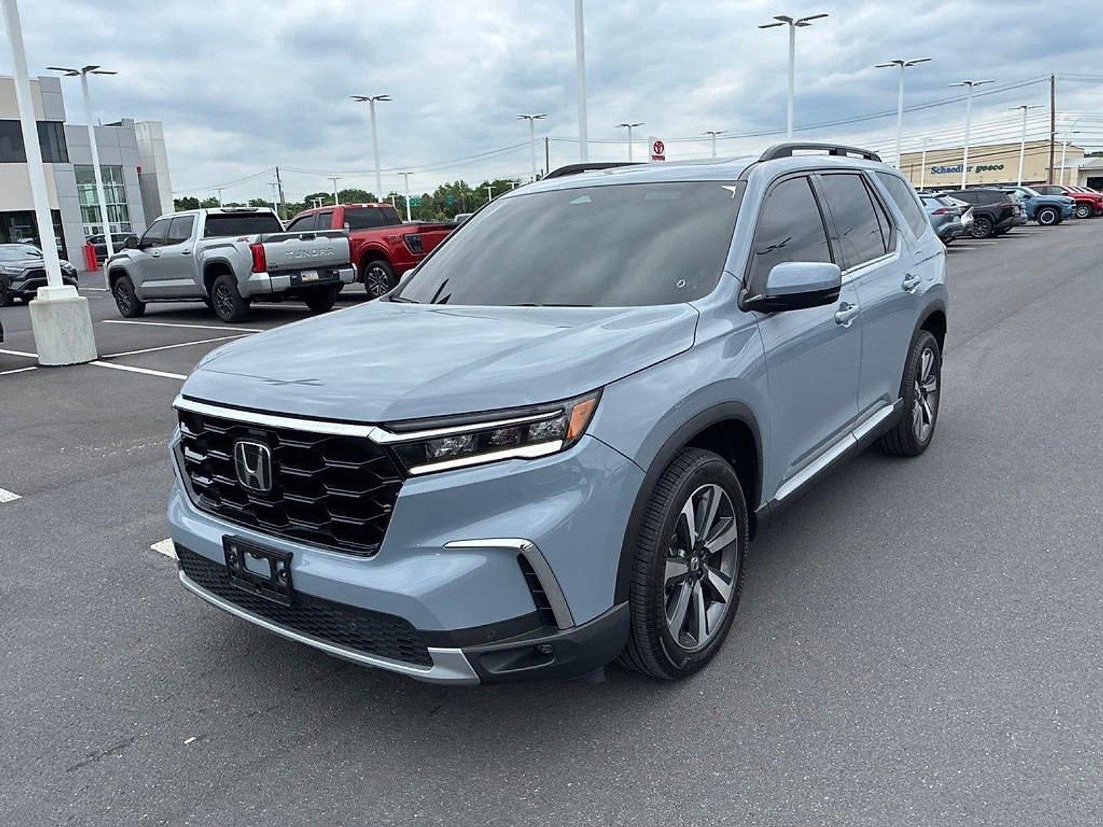 2025 Honda Pilot Touring AWD