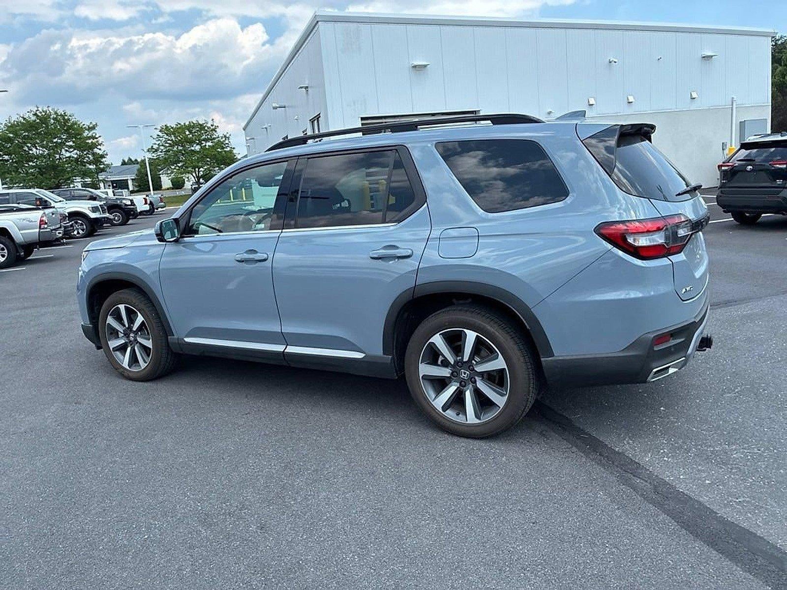 2025 Honda Pilot Touring AWD