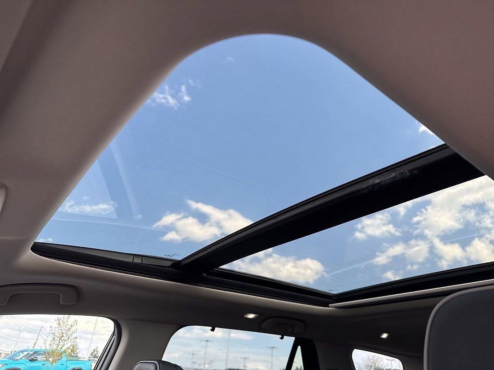 2023 Honda Pilot Elite AWD