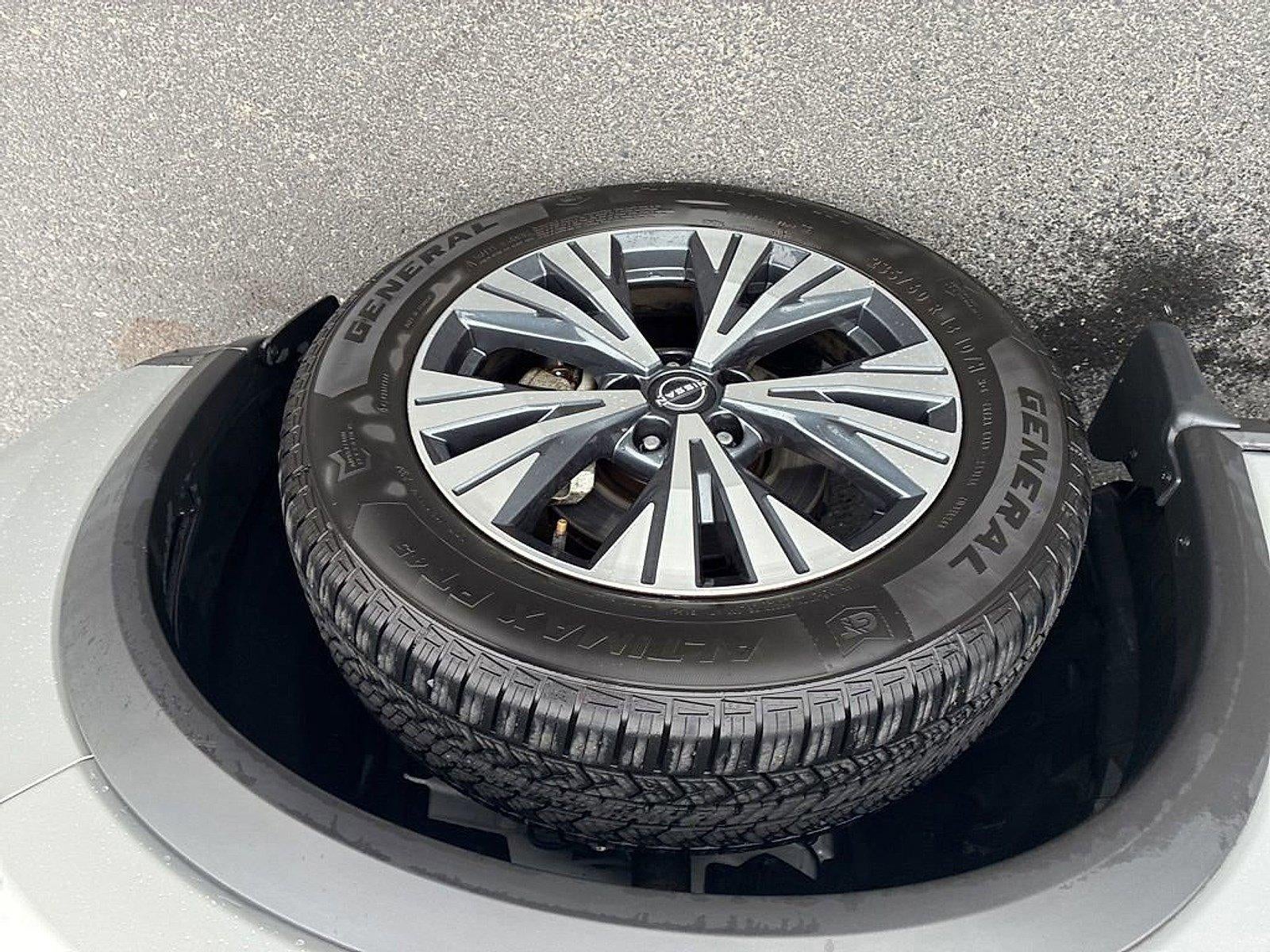 2022 Nissan Rogue AWD SV