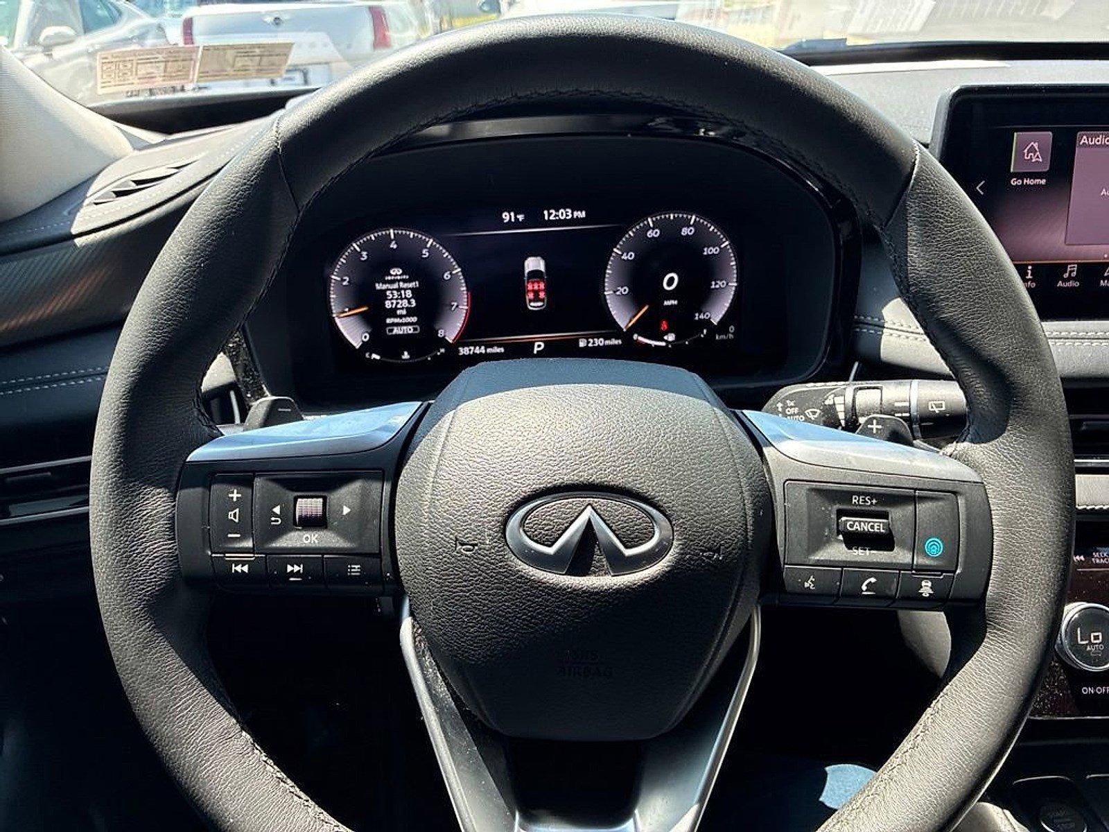2022 INFINITI QX60 LUXE AWD