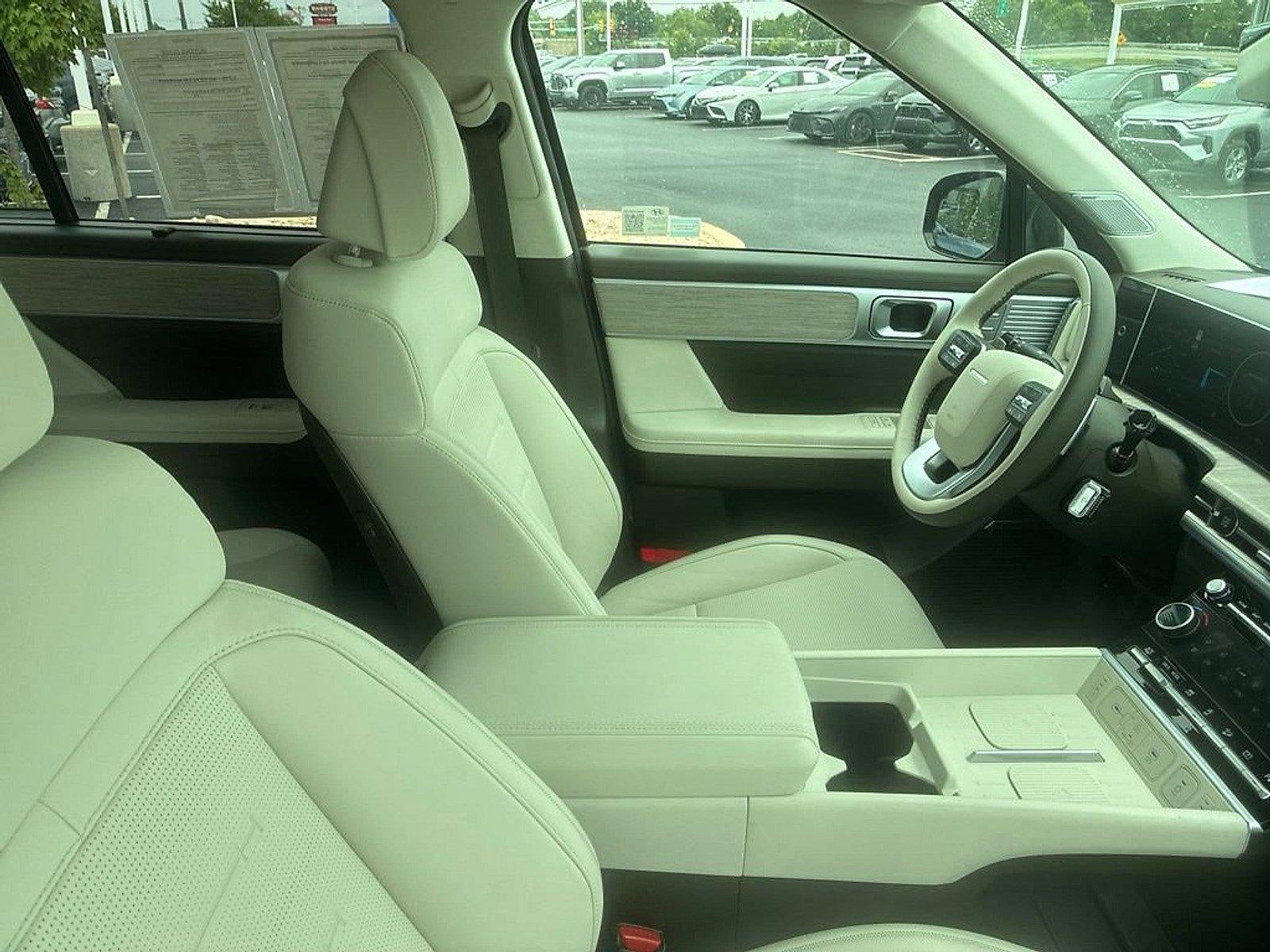 2025 Hyundai SANTA FE Calligraphy AWD