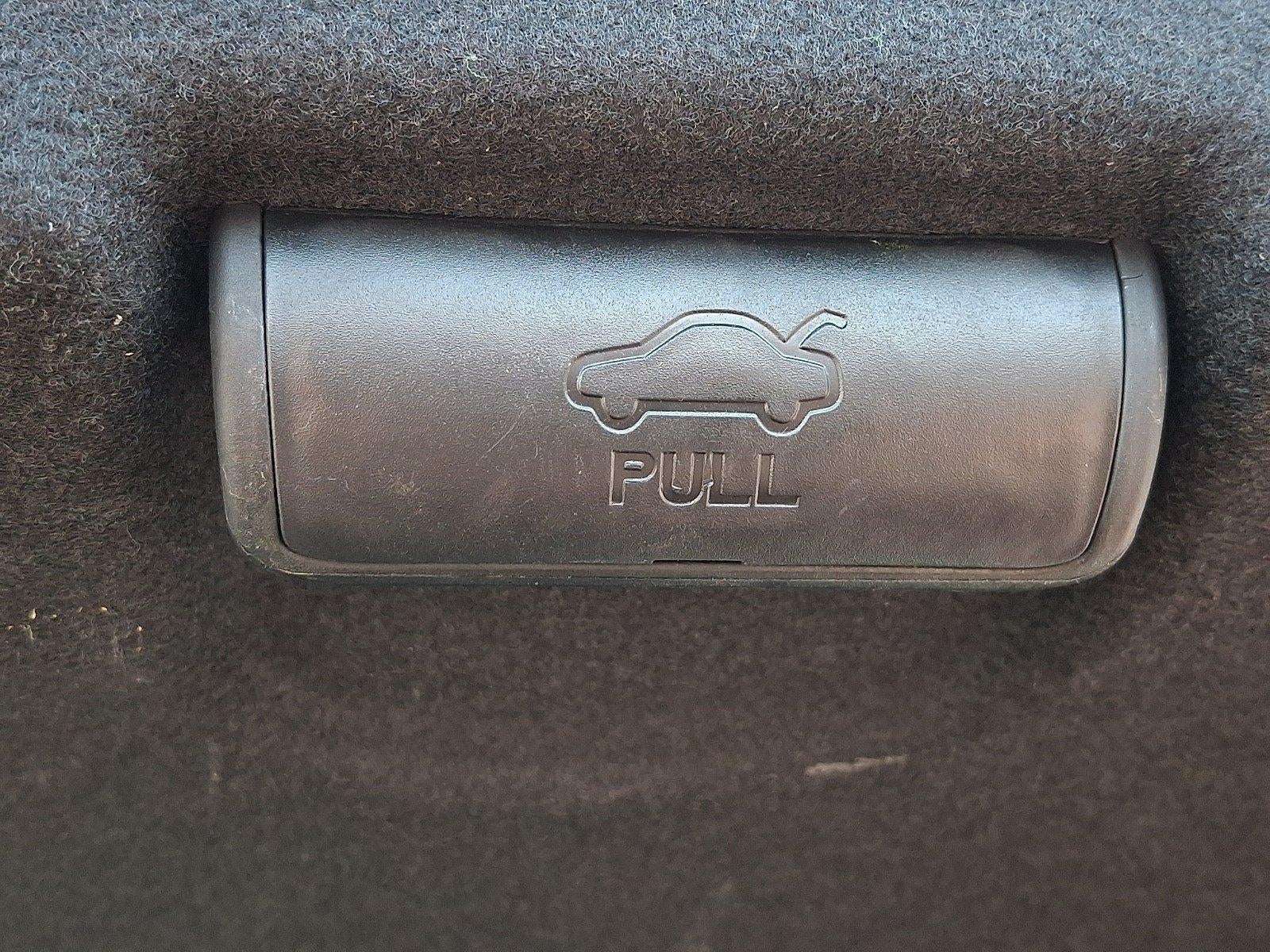 2013 Hyundai SONATA 4dr Sdn 2.4L Auto SE