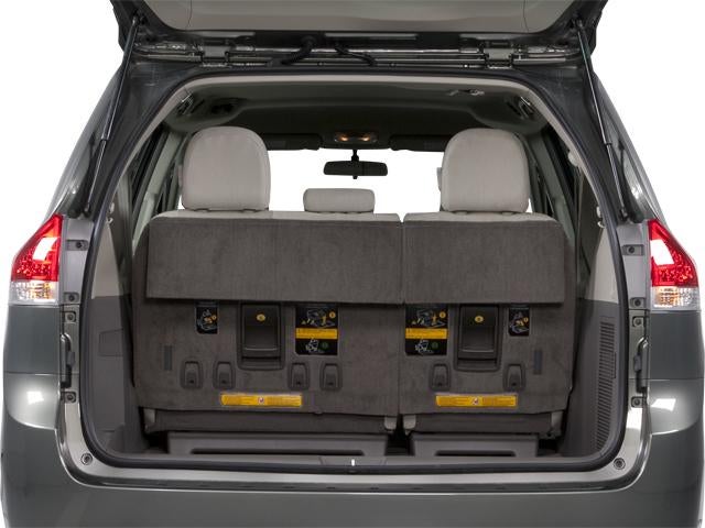 2013 Toyota Sienna 5dr 7-Pass Van V6 LE AWD (Natl)