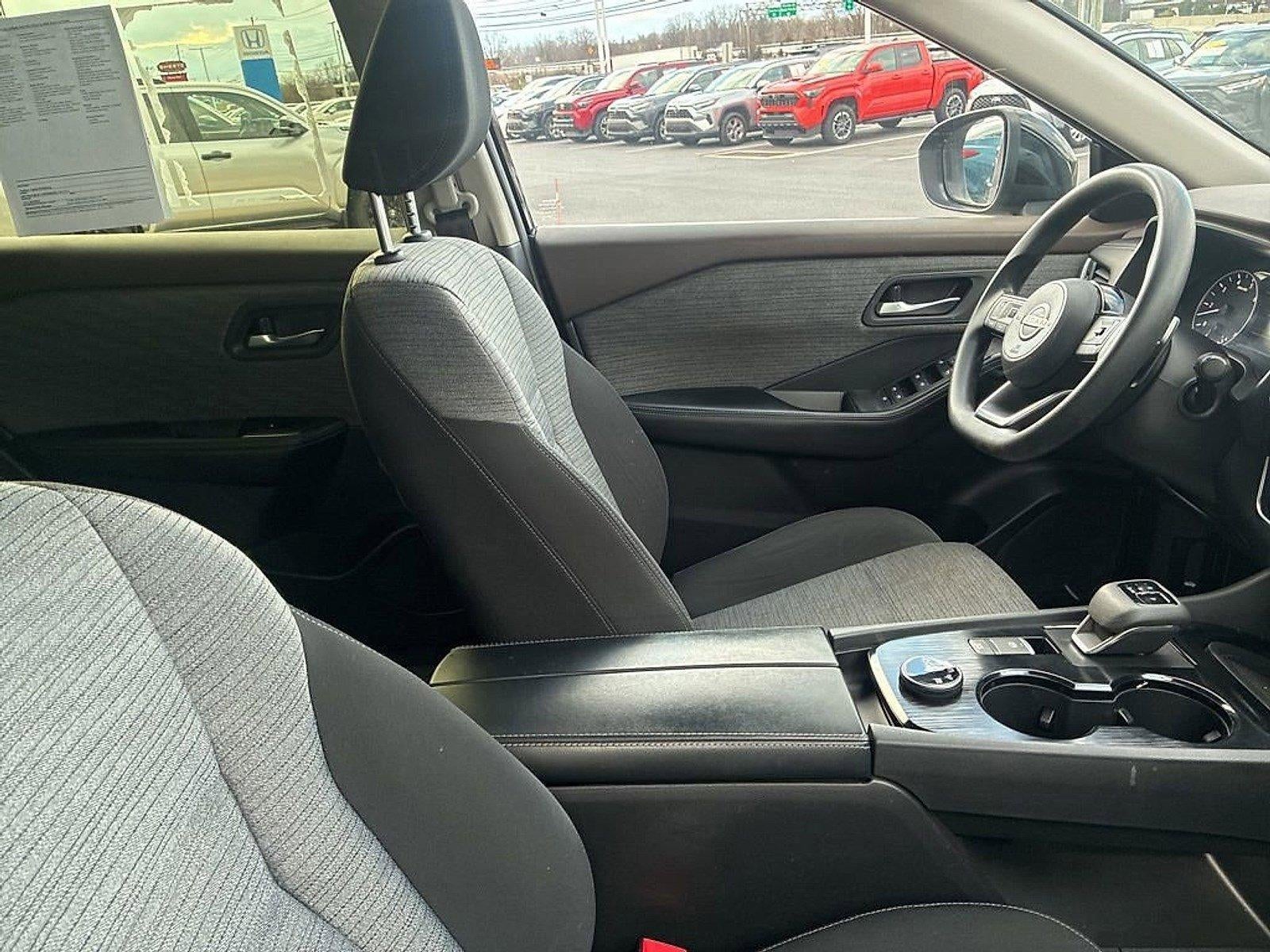 2023 Nissan Rogue AWD SV