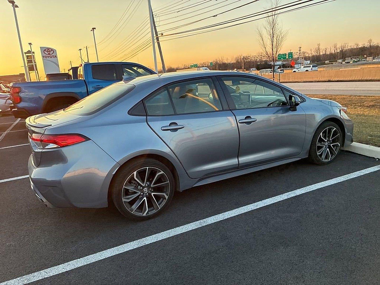 2020 Toyota Corolla SE CVT (Natl)