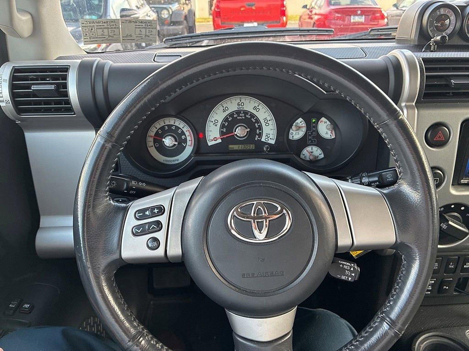 2010 Toyota FJ Cruiser 4WD 4dr Auto (Natl)