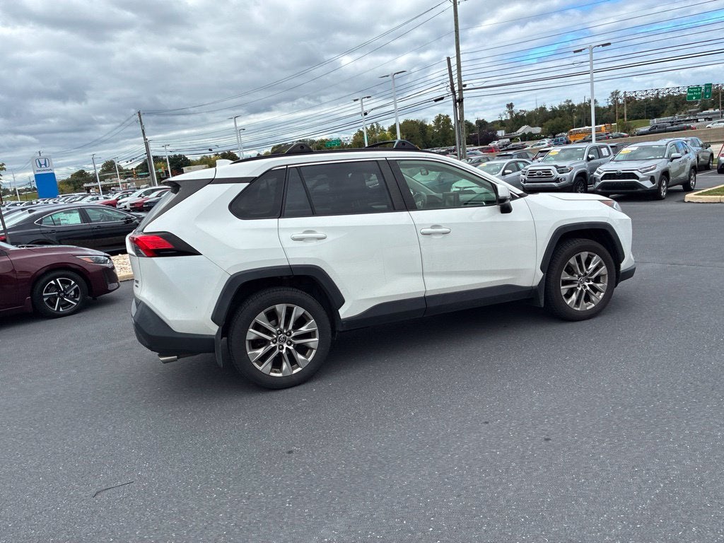 2019 Toyota RAV4 XLE Premium