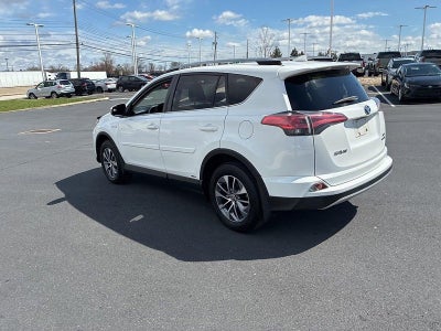 2017 Toyota RAV4 Hybrid XLE AWD (Natl)