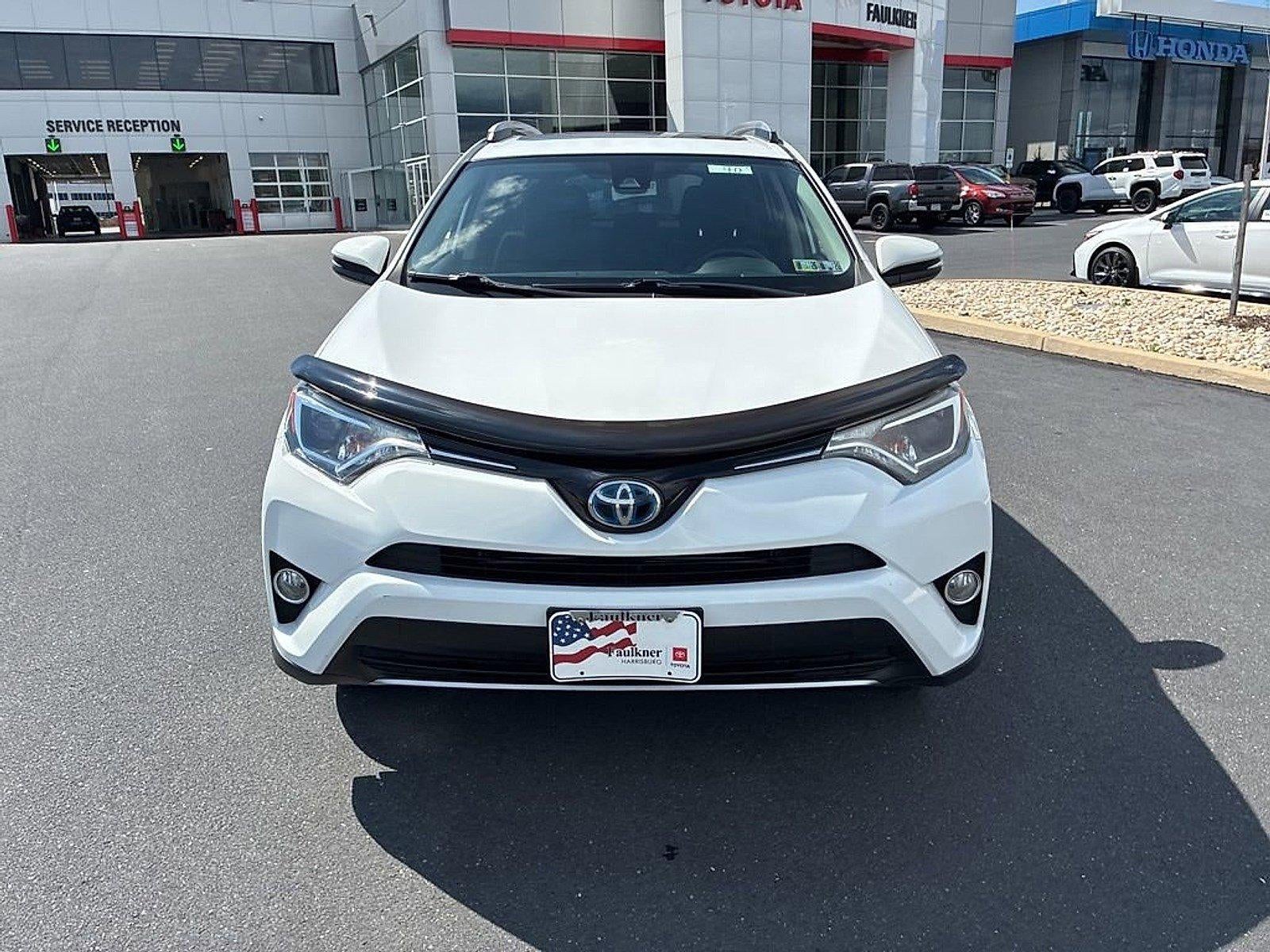 2017 Toyota RAV4 Hybrid XLE AWD (Natl)