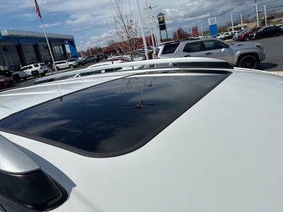 2017 Toyota RAV4 Hybrid XLE AWD (Natl)