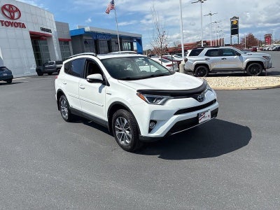 2017 Toyota RAV4 Hybrid XLE AWD (Natl)