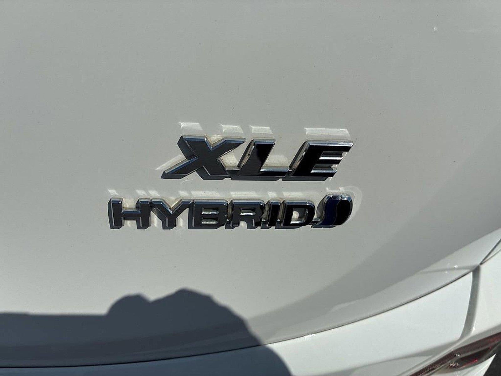 2017 Toyota RAV4 Hybrid XLE AWD (Natl)