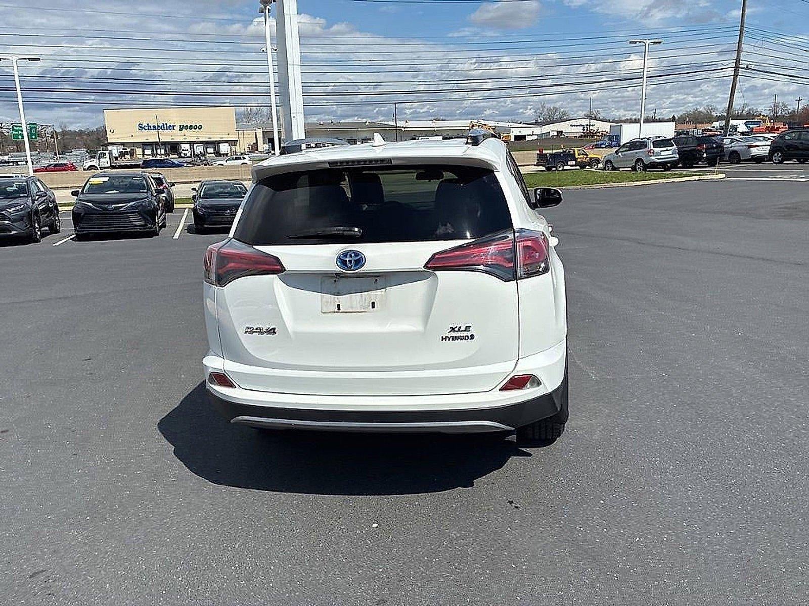 2017 Toyota RAV4 Hybrid XLE AWD (Natl)