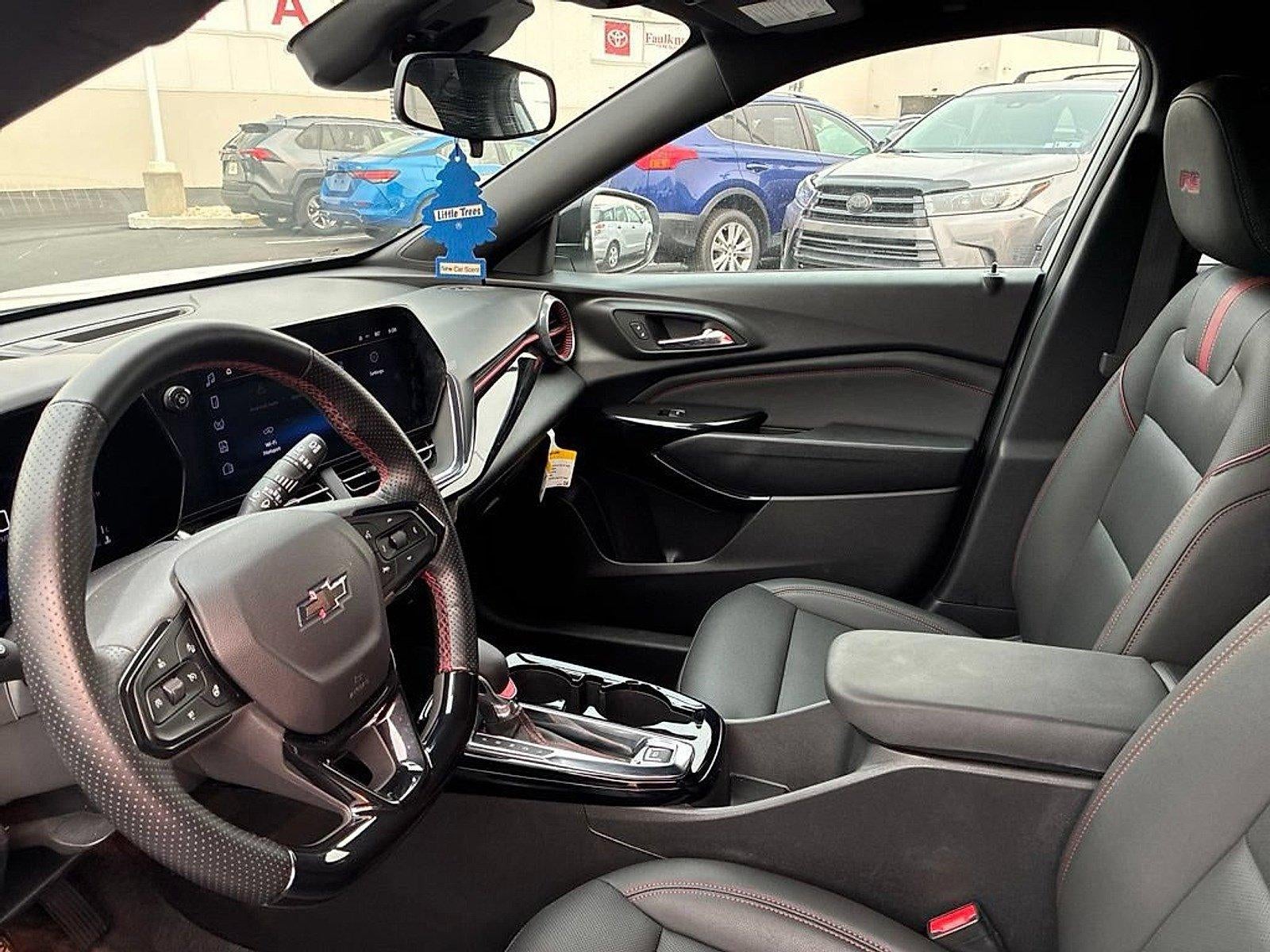 2025 Chevrolet Trax FWD 4dr 2RS