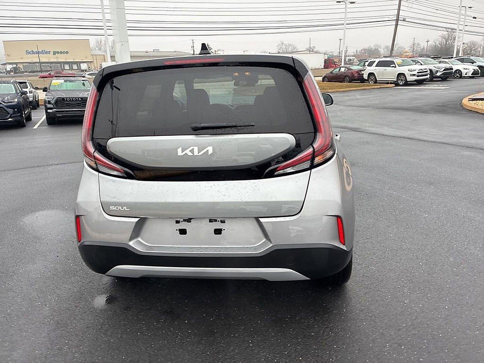 2025 Kia Soul LX FWD