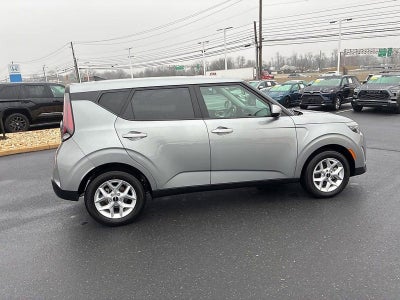 2025 Kia Soul LX FWD