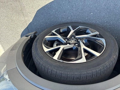 2021 Toyota C-HR XLE FWD (Natl)
