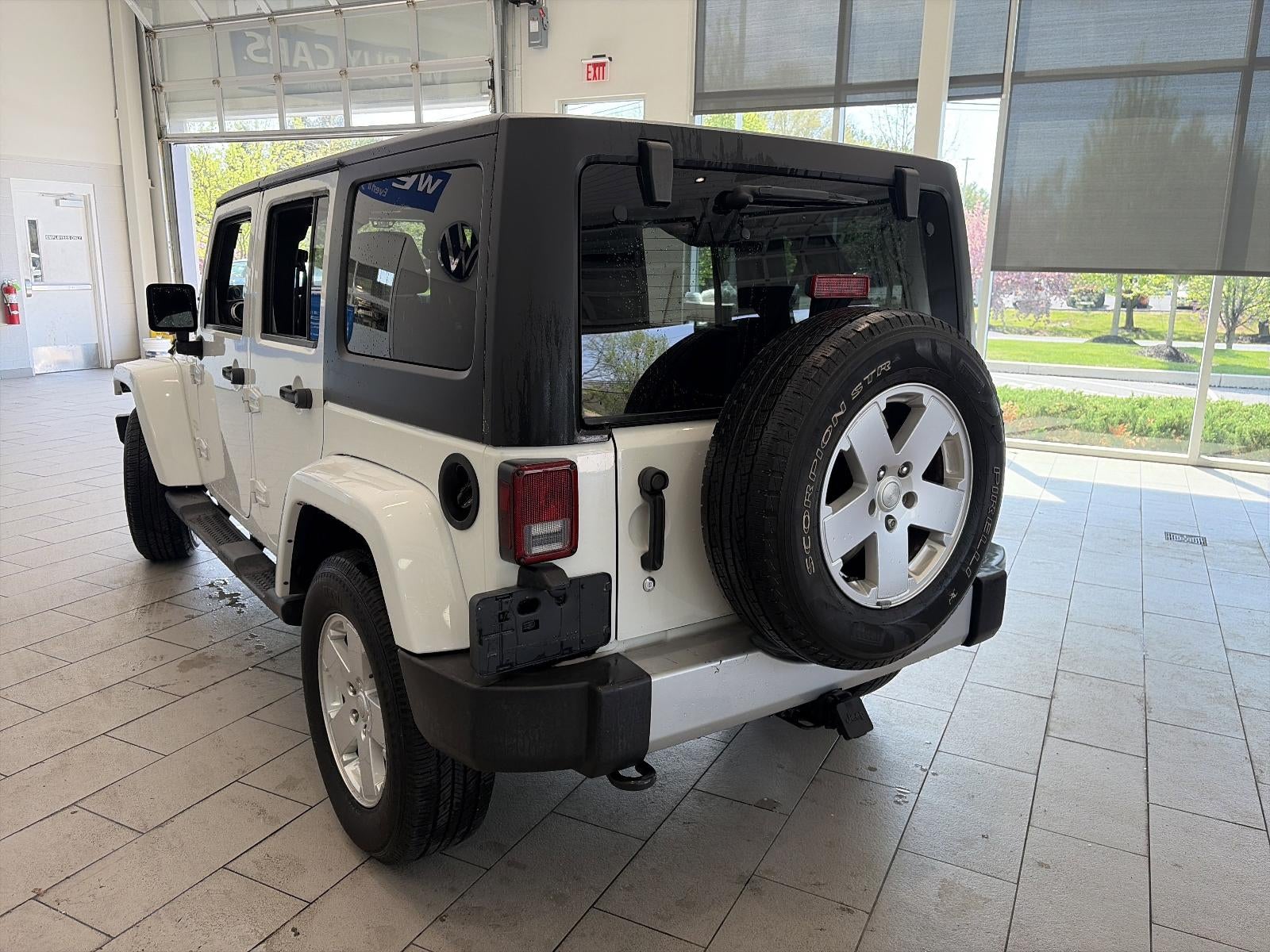 2012 Jeep Wrangler Unlimited 4WD 4dr Sahara