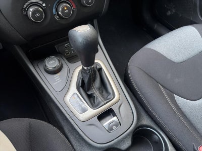 2016 Jeep Cherokee 4WD 4dr Sport