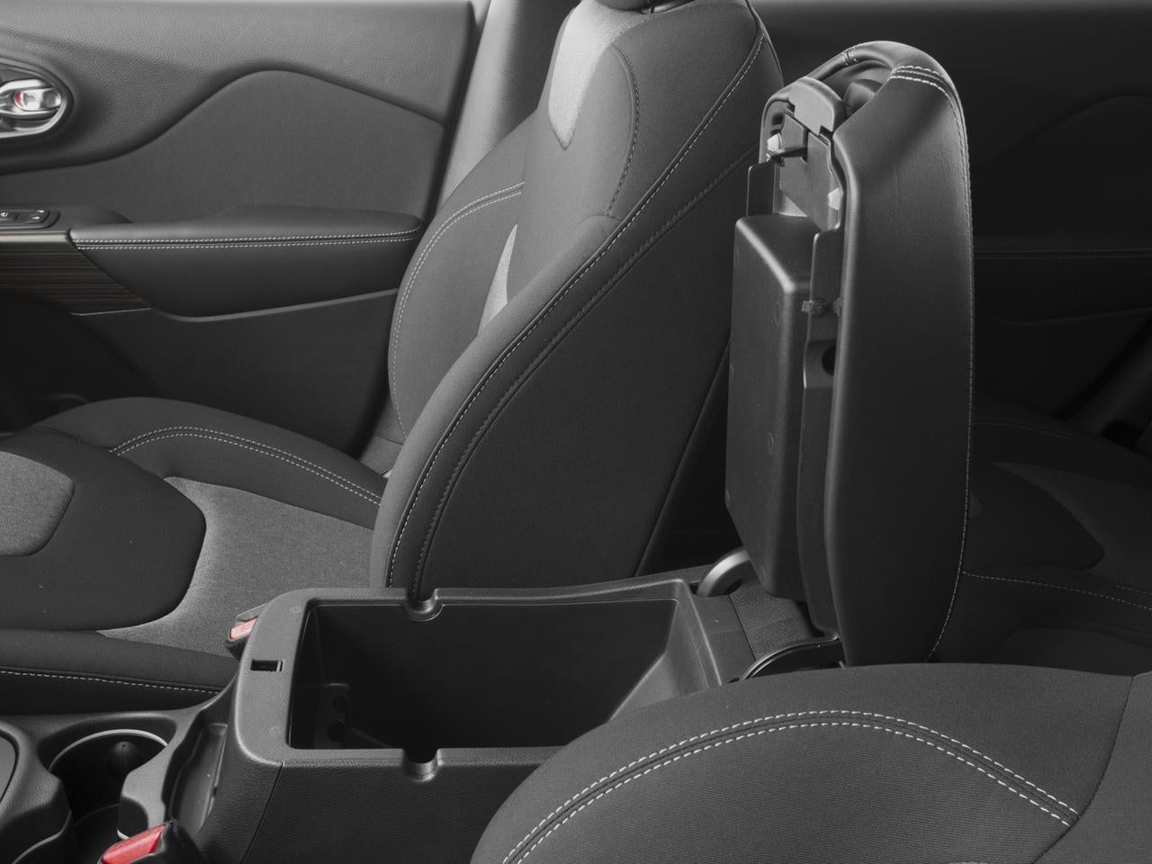 2016 Jeep Cherokee 4WD 4dr Sport