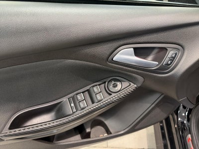 2016 Ford Focus 5dr HB ST