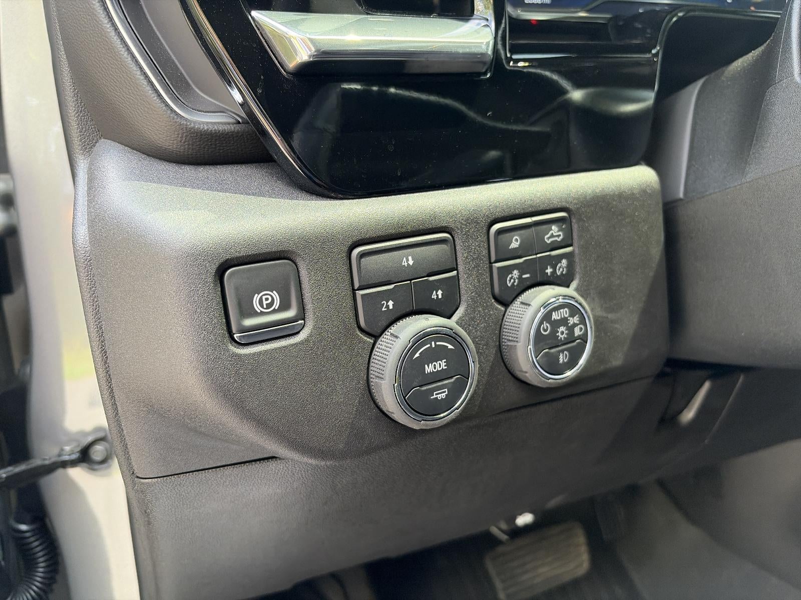 2025 Chevrolet Silverado 2500 HD Crew Cab Standard Box 4-Wheel Drive LT